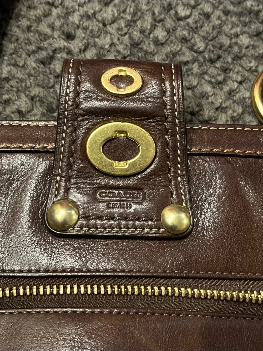 Vintage Coach Lilly Legacy 13757 Turn LockbBrown Leather Shoulder Bag